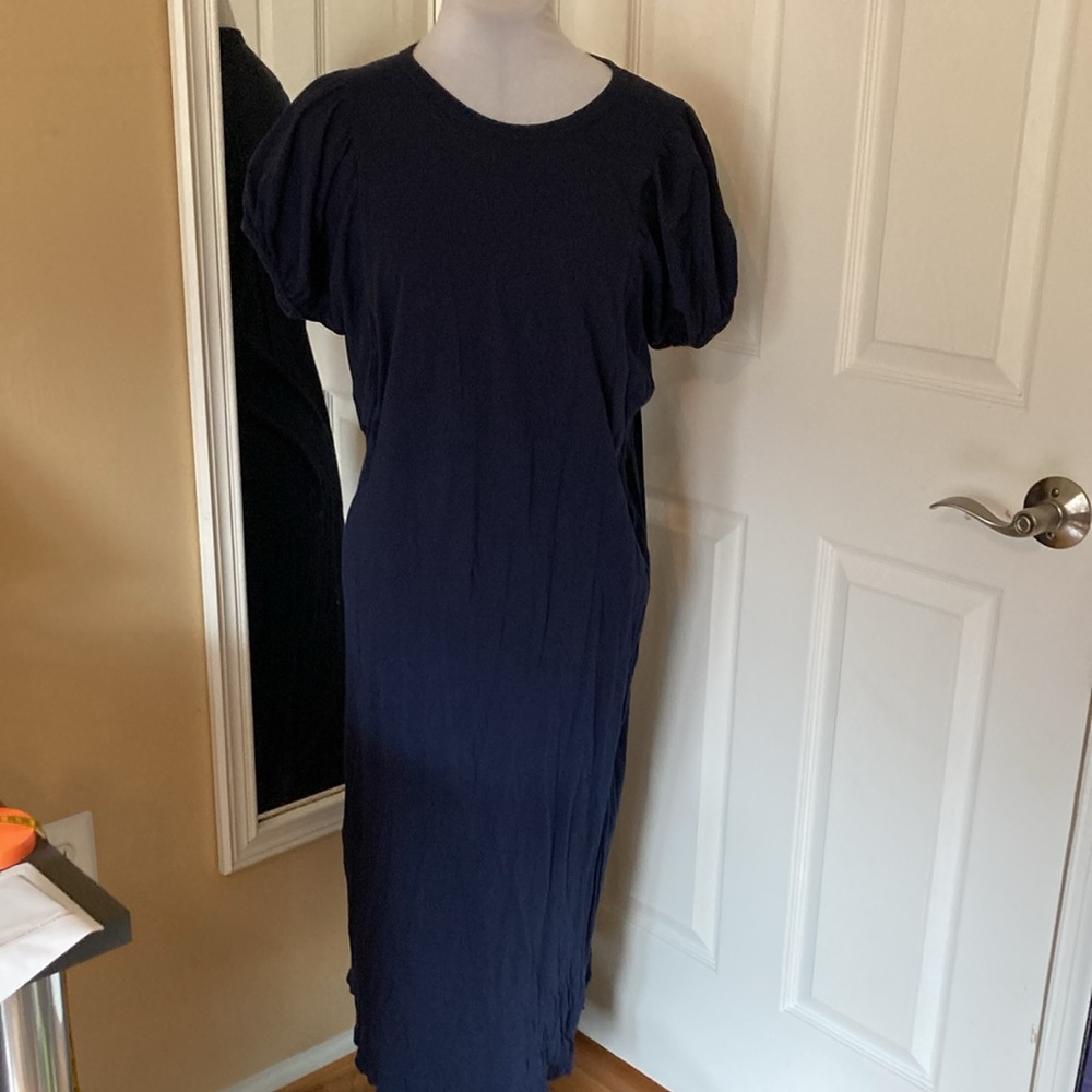 The GREAT. Navy puffed sleeve T-shirt dress.